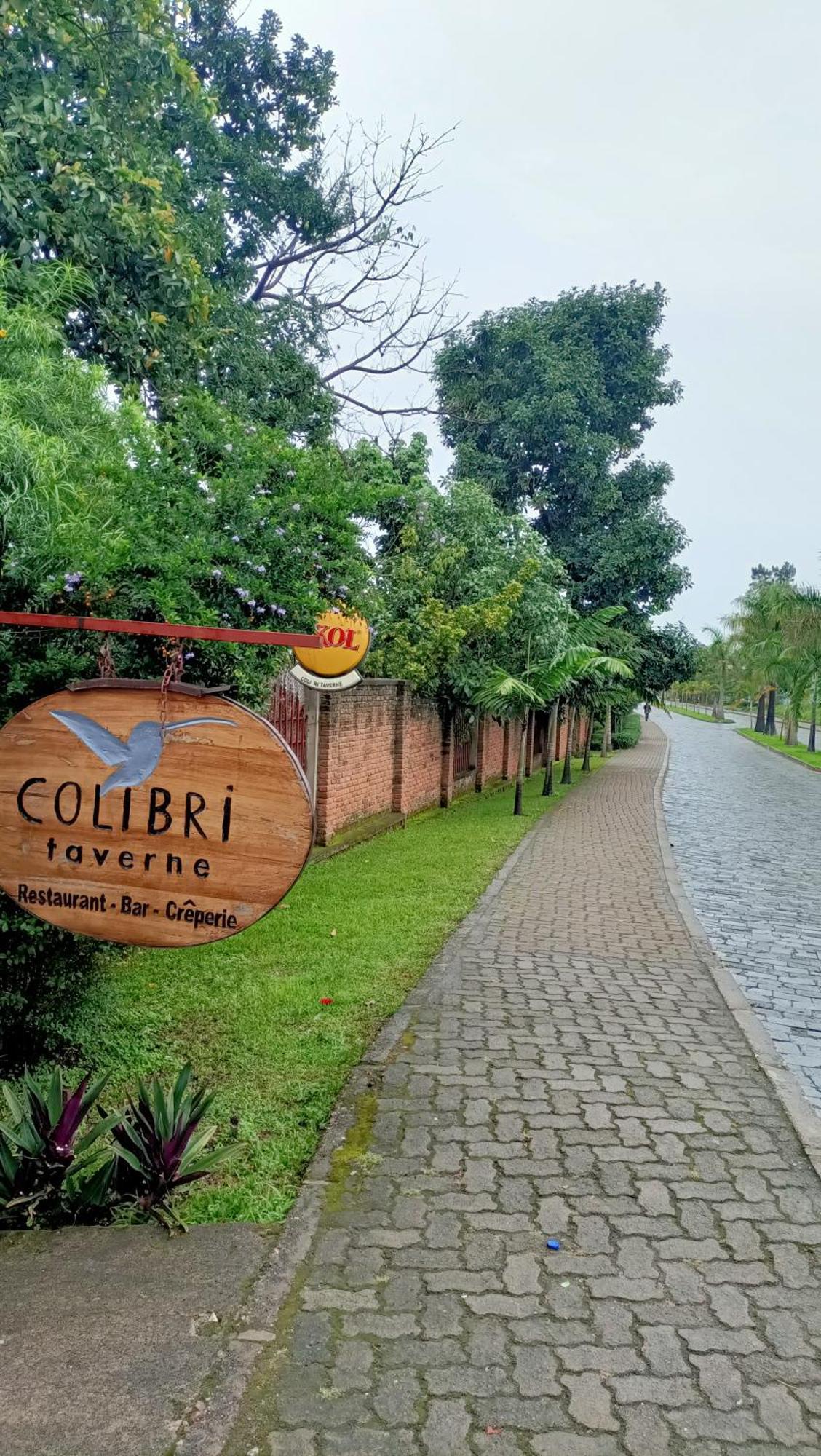 Colibri Taverne & Guest House Gisenyi Exteriör bild
